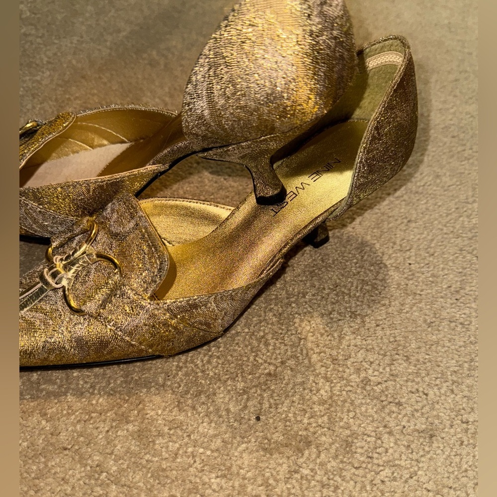 Vintage Y2K Gold Glitter Nine West. NWOT Heels - Picture 3 of 7